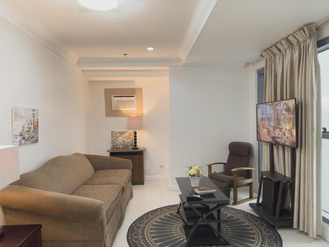 Magnificent View Of Bay, Roxas Blvd, Us Embassy Apartment